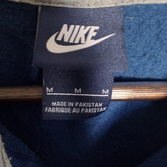 Nike medium jacket hooded zip dark blue large - Picture 3 of 3